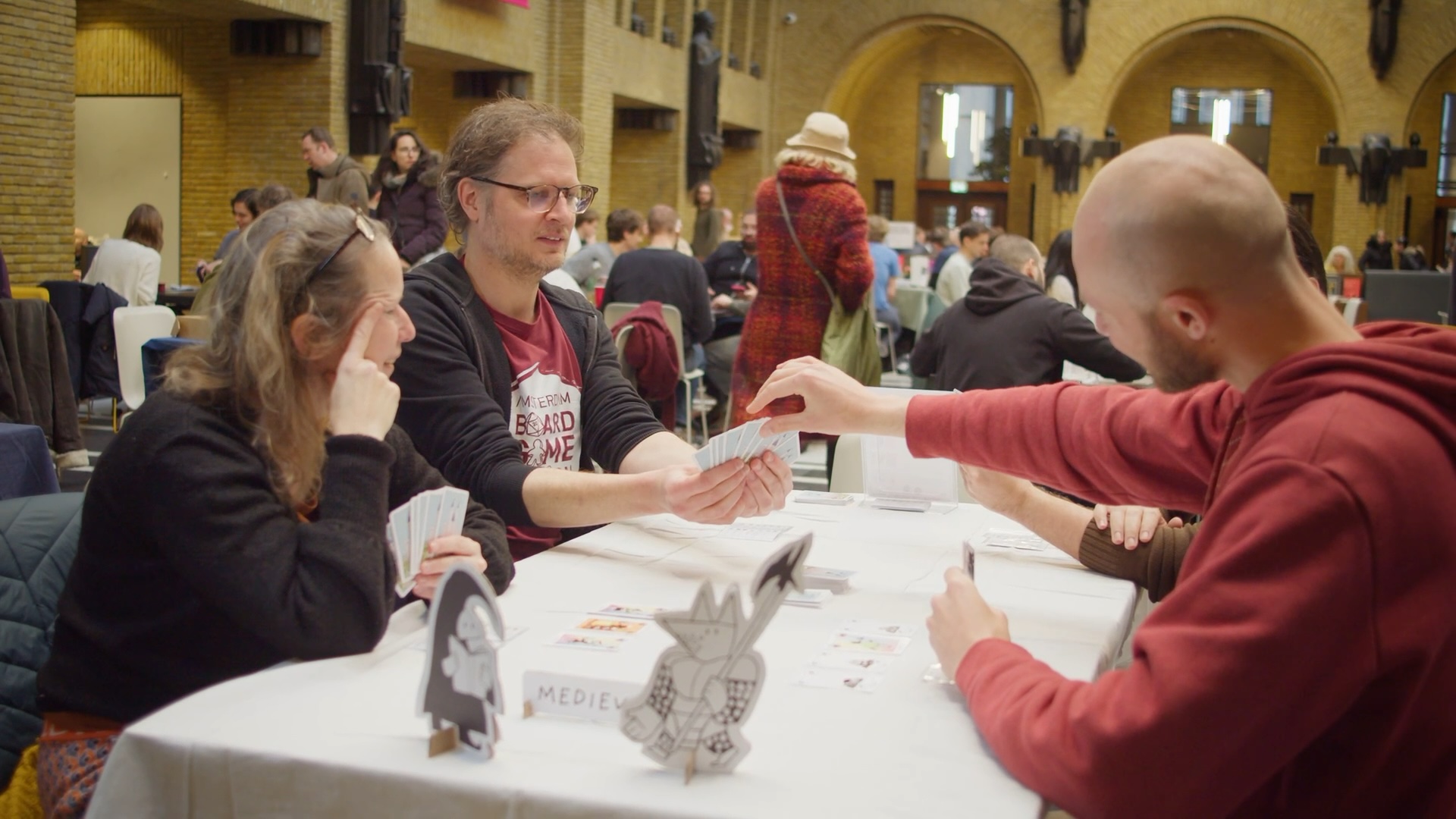 Beeld uit Crowdfunding voor nieuwe bordspellen — cinematografie Thom de Bie